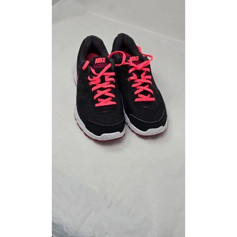 Nike Women's Black Revolution 2 Sneakers Athletic Shoes size 10